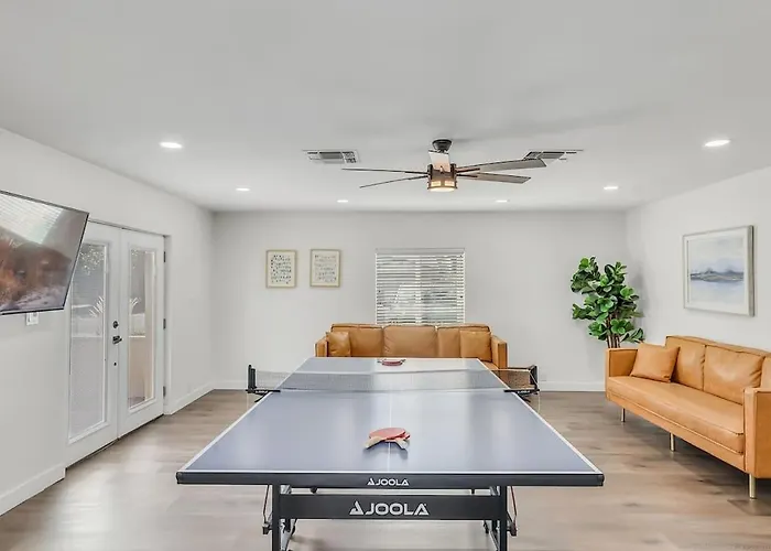 Modern Retreat With Pool Putting Games Holiday home