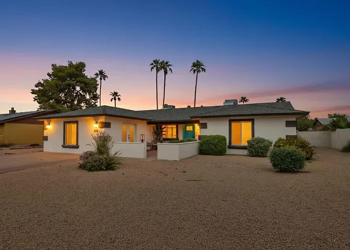 Modern Retreat With Pool Putting Games * Phoenix